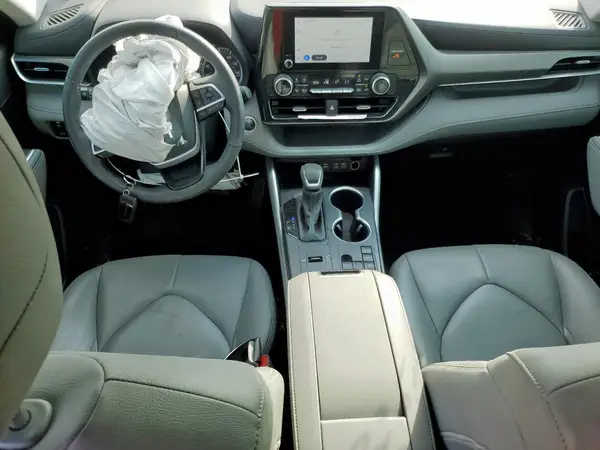 5TDKDRAH6RS539254 2024 TOYOTA HIGHLANDER - Image 8