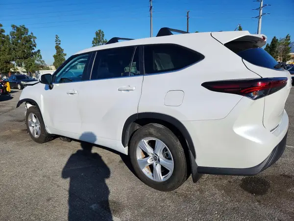 5TDKDRAH6RS545619 2024 TOYOTA HIGHLANDER - Image 2