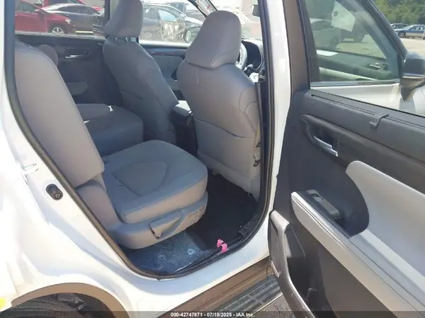 5TDKDRAH6RS546978 2024 TOYOTA HIGHLANDER - Image 8