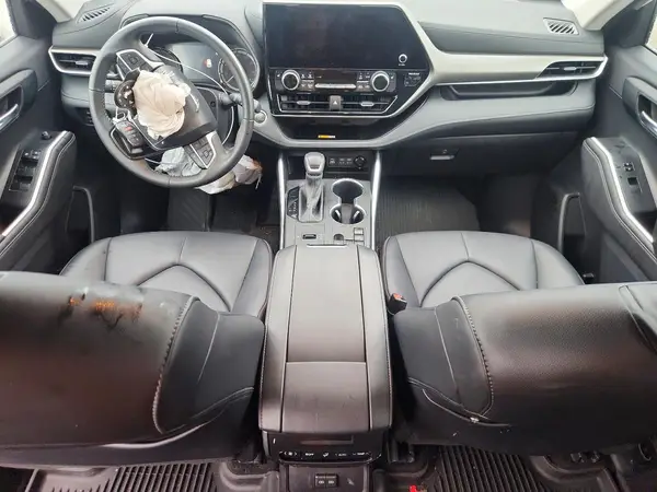 5TDKDRAH6RS549279 2024 TOYOTA HIGHLANDER - Image 8