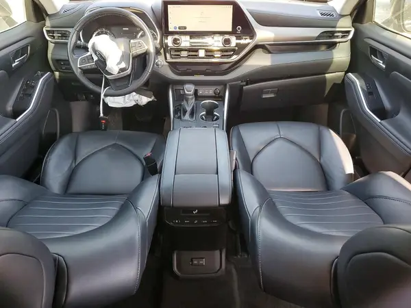 5TDKDRAH7PS018346 2023 TOYOTA HIGHLANDER - Image 8