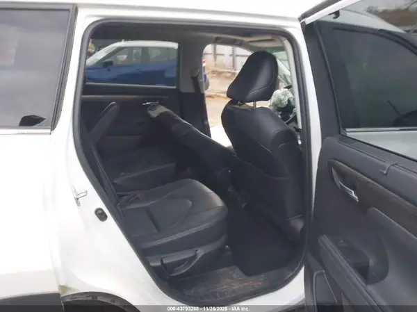 5TDKDRAH7PS025989 2023 TOYOTA HIGHLANDER - Image 8