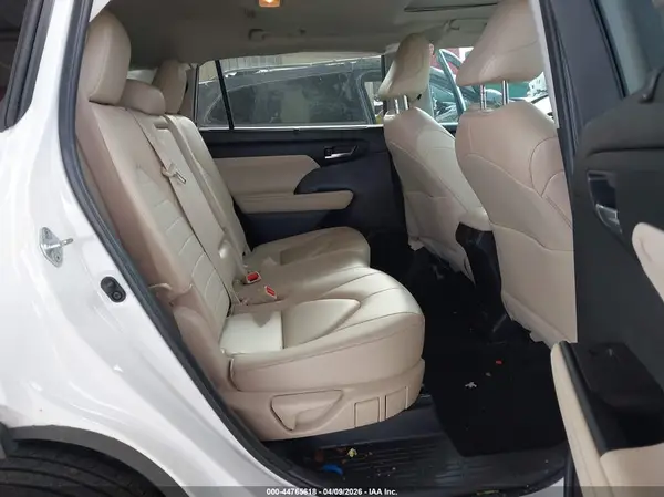 5TDKDRAH7PS030691 2023 TOYOTA HIGHLANDER - Image 8