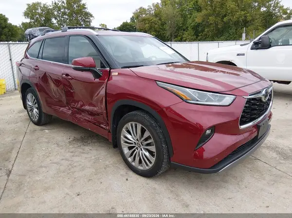 5TDKDRAH7PS044400 2023 TOYOTA HIGHLANDER - Image 1