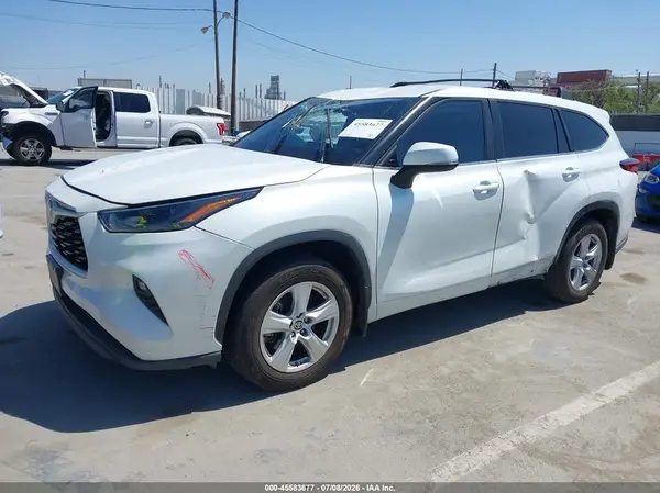 5TDKDRAH7PS503456 2023 TOYOTA HIGHLANDER - Image 2