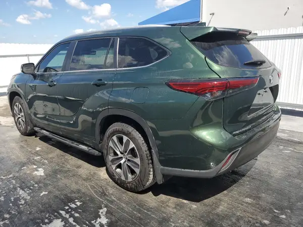 5TDKDRAH7PS505028 2023 TOYOTA HIGHLANDER - Image 2