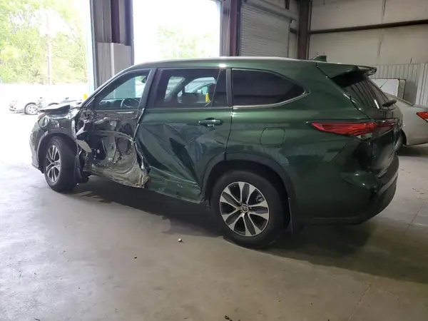 5TDKDRAH7PS506485 2023 TOYOTA HIGHLANDER - Image 2