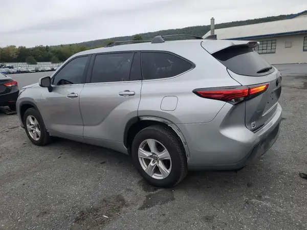 5TDKDRAH7PS526915 2023 TOYOTA HIGHLANDER - Image 2