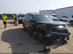 5TDKDRAH7RS052127 2024 TOYOTA HIGHLANDER