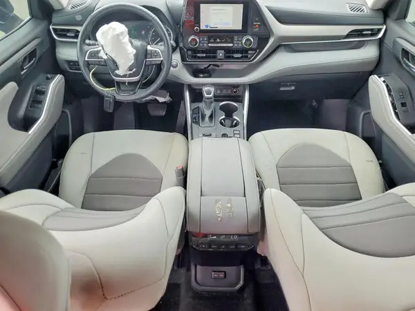 5TDKDRAH7RS055013 2024 TOYOTA HIGHLANDER - Image 8