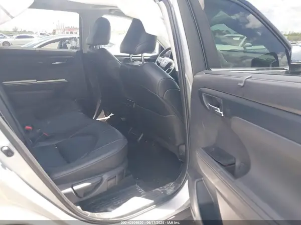 5TDKDRAH7RS527467 2024 TOYOTA HIGHLANDER - Image 8