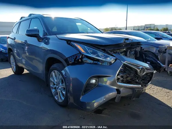 5TDKDRAH7RS534256 2024 TOYOTA HIGHLANDER - Image 1