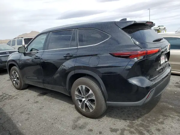 5TDKDRAH7RS537853 2024 TOYOTA HIGHLANDER - Image 2