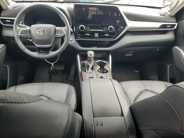 5TDKDRAH7RS541336 2024 TOYOTA HIGHLANDER - Image 8