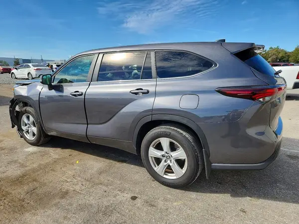 5TDKDRAH7SS551547 2025 TOYOTA HIGHLANDER - Image 2