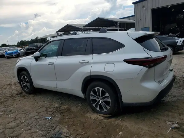 5TDKDRAH7SS553668 2025 TOYOTA HIGHLANDER - Image 2
