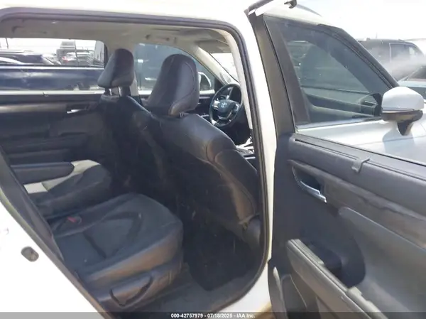 5TDKDRAH8PS004634 2023 TOYOTA HIGHLANDER - Image 8