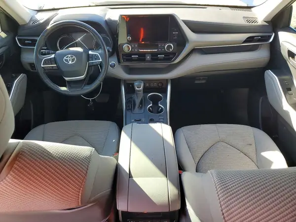 5TDKDRAH8PS022065 2023 TOYOTA HIGHLANDER - Image 8
