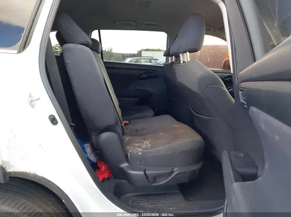 5TDKDRAH8PS023085 2023 TOYOTA HIGHLANDER - Image 8