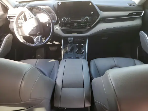 5TDKDRAH8PS039870 2023 TOYOTA HIGHLANDER - Image 8