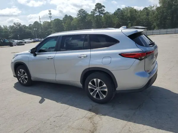 5TDKDRAH8PS044535 2023 TOYOTA HIGHLANDER - Image 2