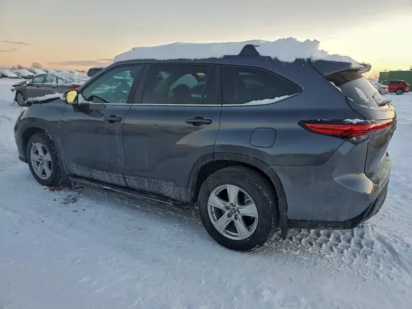 5TDKDRAH8PS046916 2023 TOYOTA HIGHLANDER - Image 2