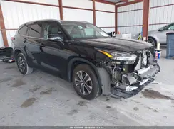 5TDKDRAH8PS511517 2023 TOYOTA HIGHLANDER