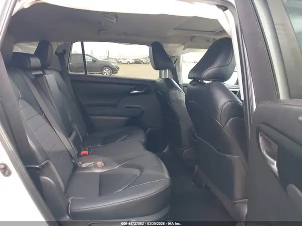 5TDKDRAH8PS512313 2023 TOYOTA HIGHLANDER - Image 8