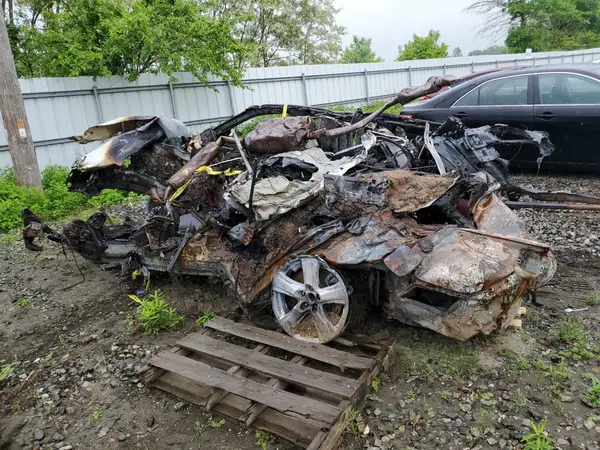 5TDKDRAH8PS513333 2023 TOYOTA HIGHLANDER - Image 2