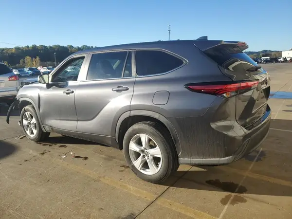 5TDKDRAH8PS513705 2023 TOYOTA HIGHLANDER - Image 2