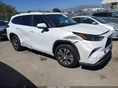 5TDKDRAH8PS520170 2023 TOYOTA HIGHLANDER