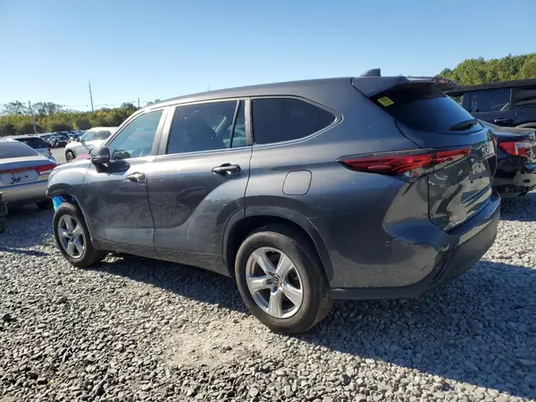 5TDKDRAH8PS520878 2023 TOYOTA HIGHLANDER - Image 2