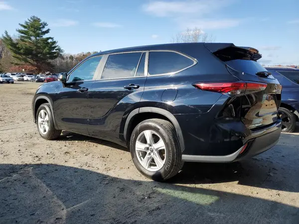 5TDKDRAH8PS525126 2023 TOYOTA HIGHLANDER - Image 2
