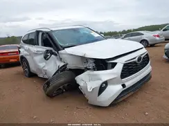 5TDKDRAH8RS052850 2024 TOYOTA HIGHLANDER