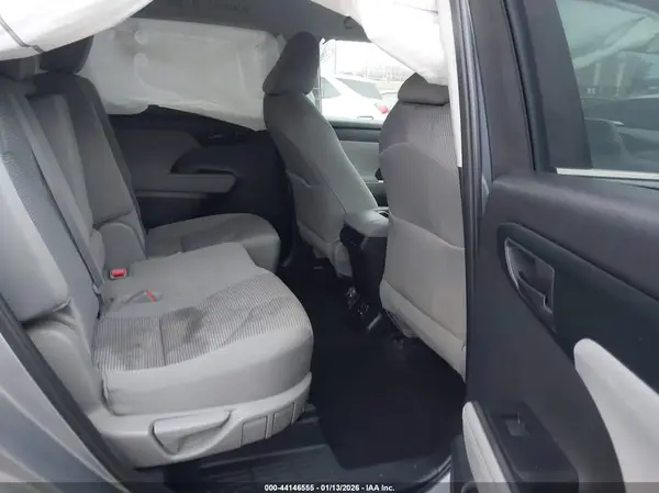 5TDKDRAH8RS530426 2024 TOYOTA HIGHLANDER - Image 8
