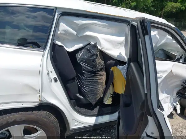 5TDKDRAH8RS533018 2024 TOYOTA HIGHLANDER - Image 8