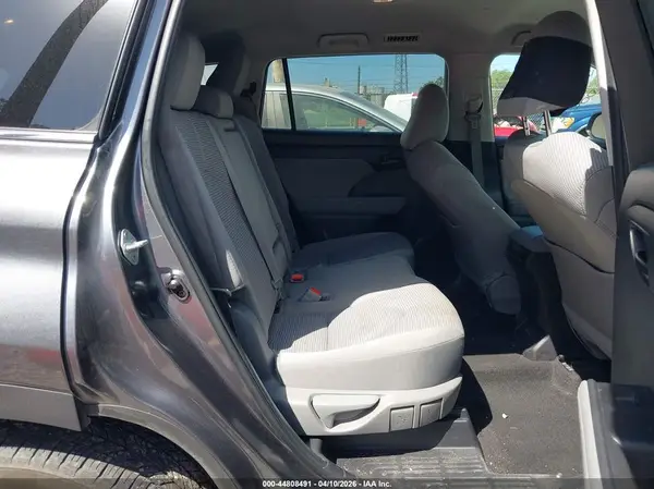 5TDKDRAH8RS536162 2024 TOYOTA HIGHLANDER - Image 8
