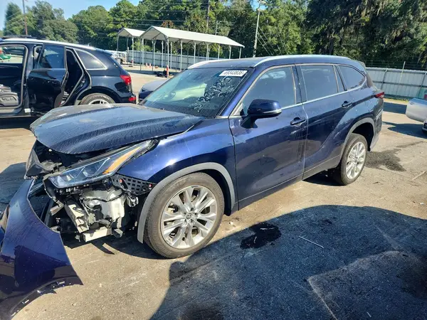 5TDKDRAH8RS546125 2024 TOYOTA HIGHLANDER - Image 1