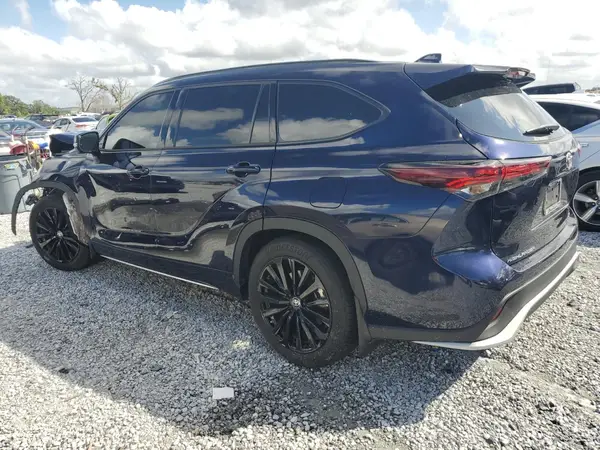 5TDKDRAH8RS546156 2024 TOYOTA HIGHLANDER - Image 2