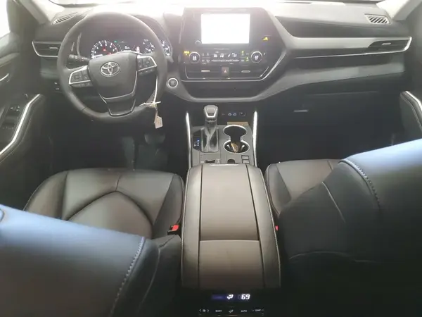 5TDKDRAH8RS548165 2024 TOYOTA HIGHLANDER - Image 8