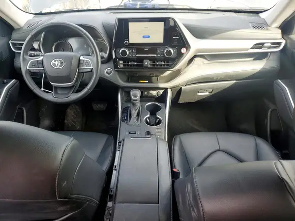 5TDKDRAH8RSO53920 2024 TOYOTA HIGHLANDER - Image 8