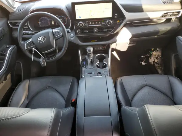 5TDKDRAH9PS027422 2023 TOYOTA HIGHLANDER - Image 8