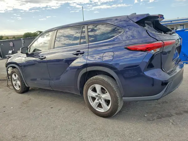 5TDKDRAH9PS041823 2023 TOYOTA HIGHLANDER - Image 2