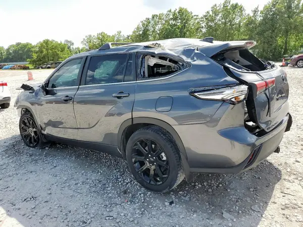 5TDKDRAH9PS516063 2023 TOYOTA HIGHLANDER - Image 2