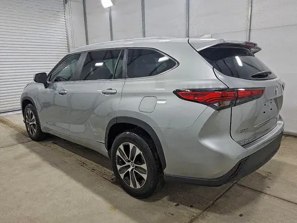 5TDKDRAH9PS521201 2023 TOYOTA HIGHLANDER - Image 2