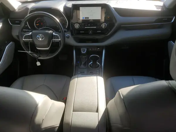 5TDKDRAH9PS523997 2023 TOYOTA HIGHLANDER - Image 8