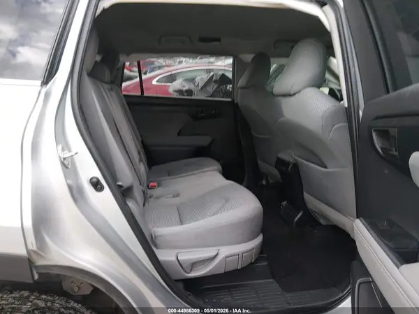 5TDKDRAH9PS524700 2023 TOYOTA HIGHLANDER - Image 8