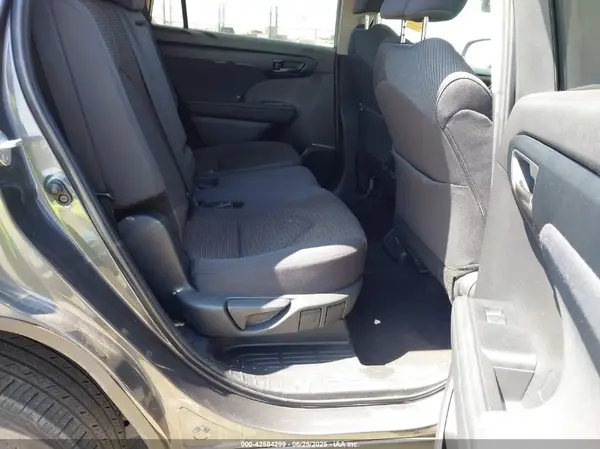 5TDKDRAH9RS050007 2024 TOYOTA HIGHLANDER - Image 8