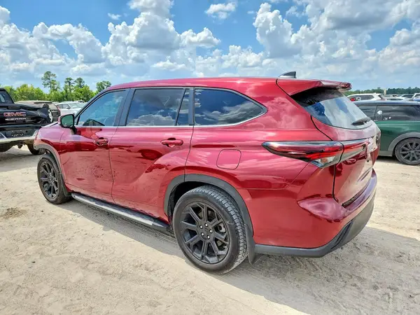 5TDKDRAH9RS054719 2024 TOYOTA HIGHLANDER - Image 2