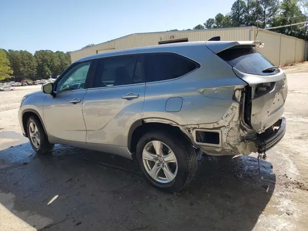 5TDKDRAH9SS552182 2025 TOYOTA HIGHLANDER - Image 2